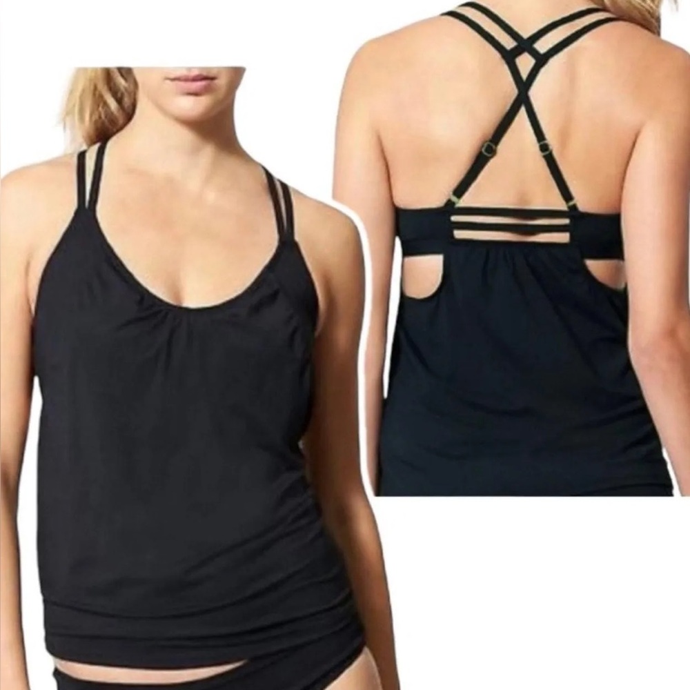 Athletea top with built in bra